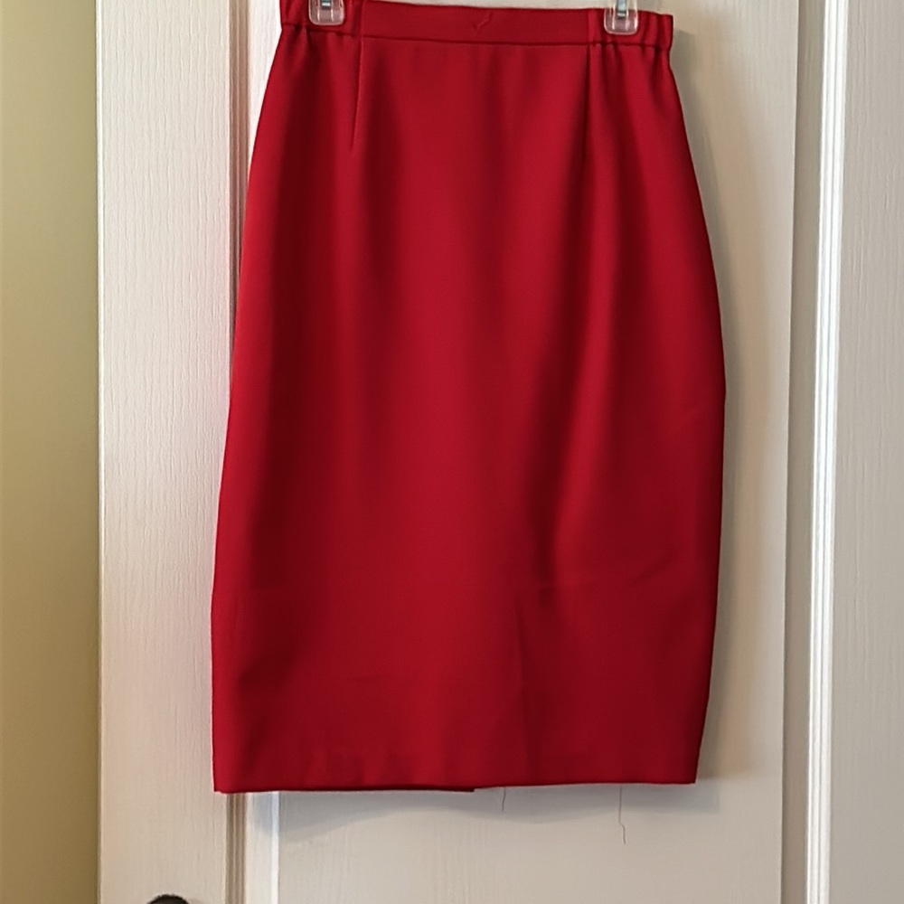 Suit - Picture 10 of 15